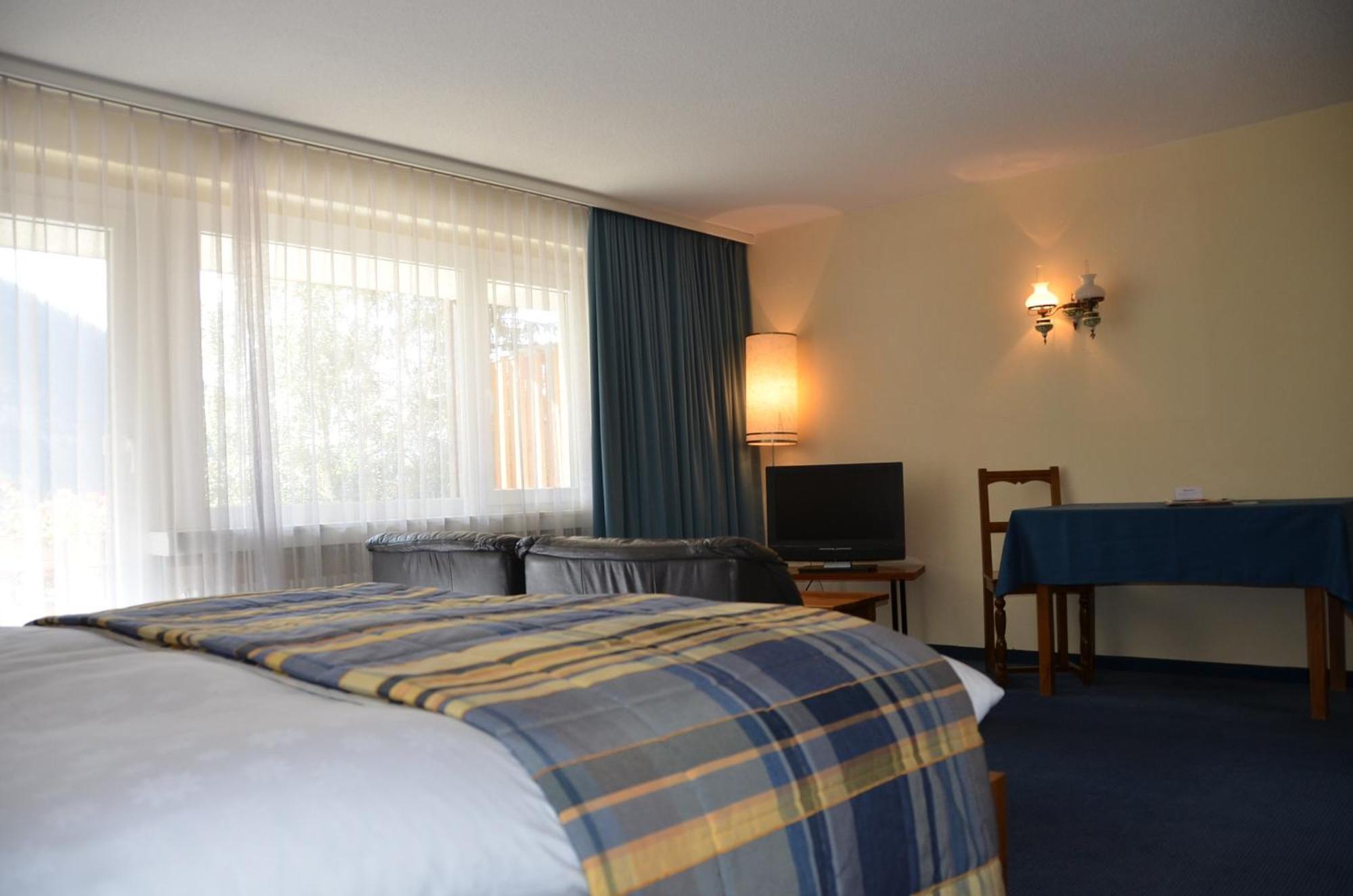 Hotel Regina Terme Leukerbad Ngoại thất bức ảnh